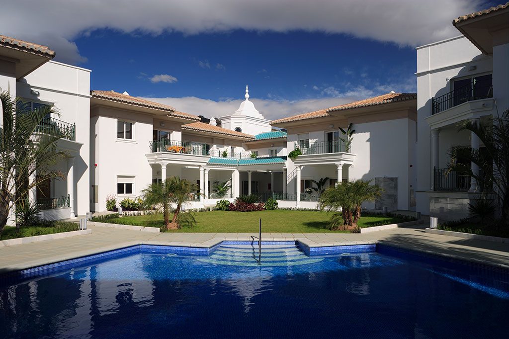 Vista-piscina-exterior-1024×682 Vista-piscina-exterior-1024x682